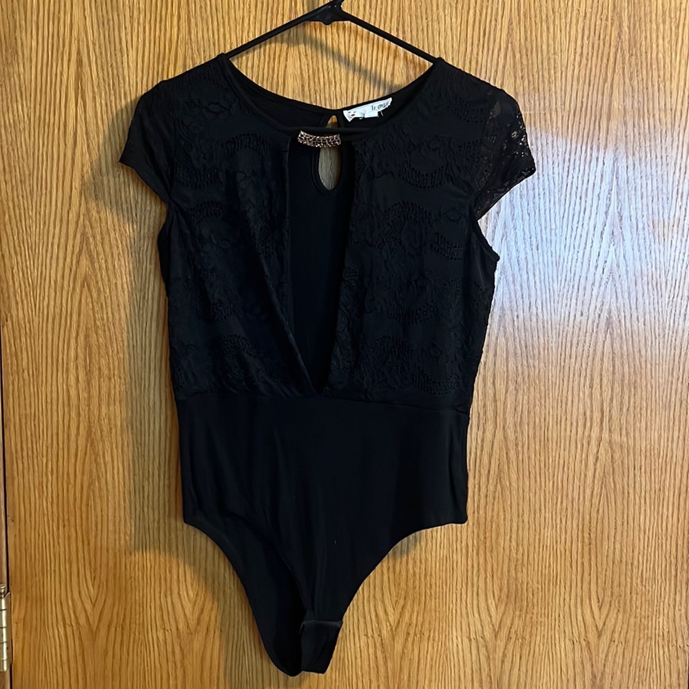 SEXY WOMANS TOP